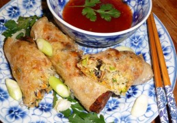 Vietnamese egg rolls Nem rán (Cháº£ giò)