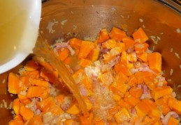 Risotto met pompoen en yacon