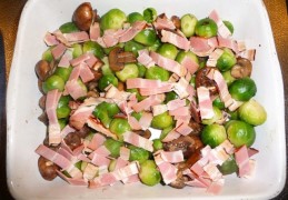 Gegratineerde spruitjes met champignons