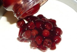 Kwarktaart met speculaasbodem en kersen (Glutenvrij)