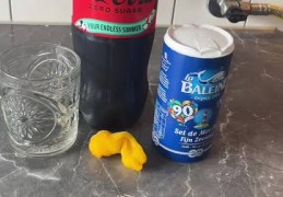 Cola saus (spechtensmaak)