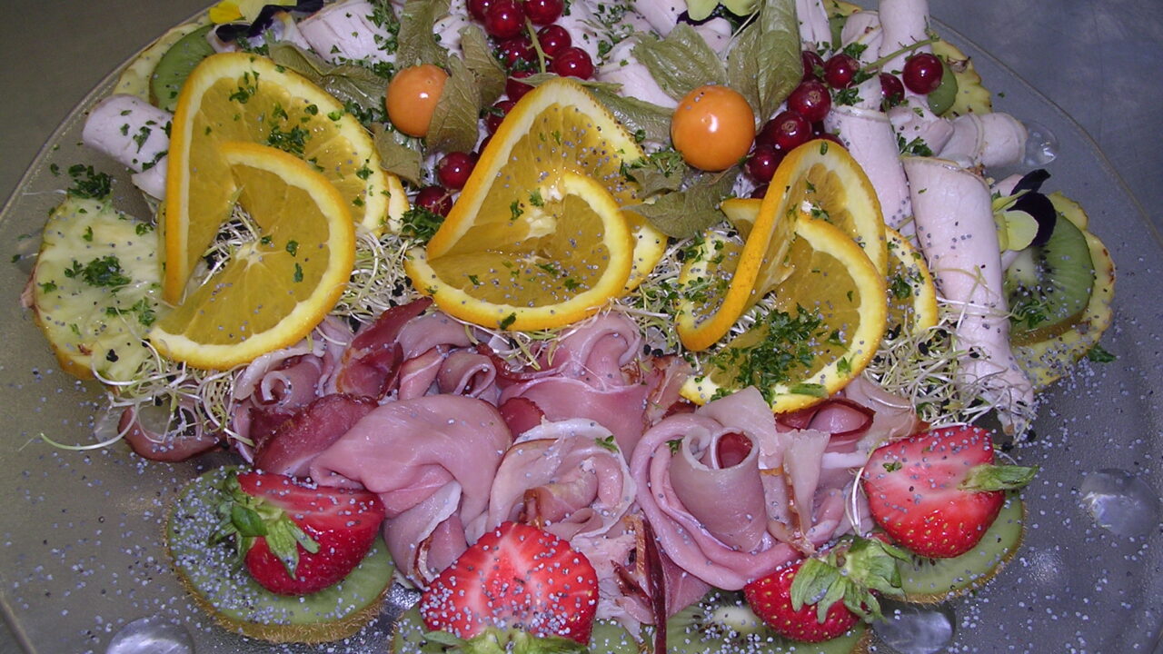 Varkens gebraad en parmaham