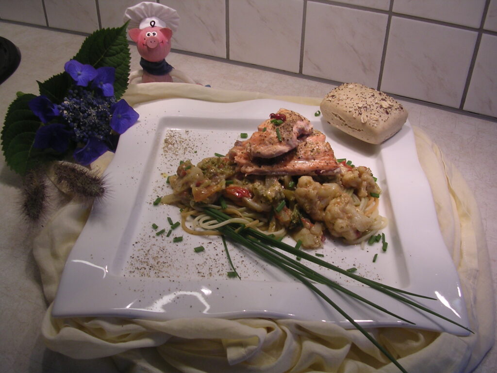 Tricolore spagetti met zalm