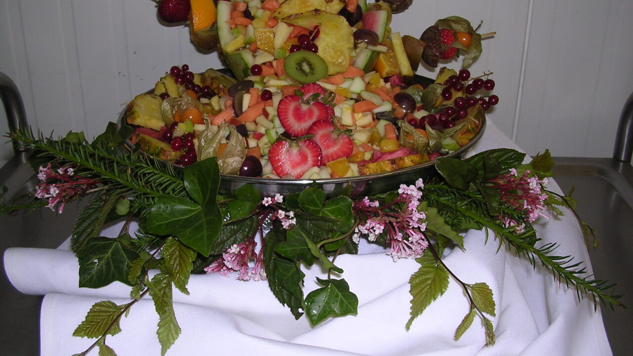 Waterval van vers fruit