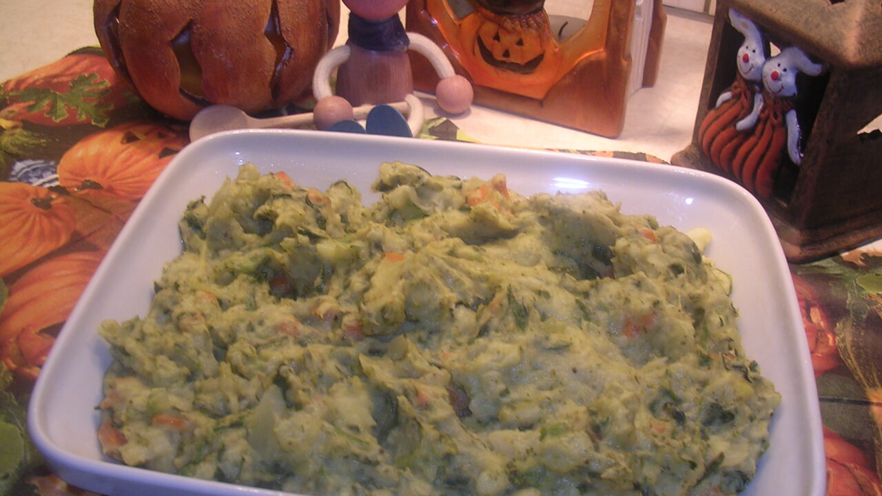Aardappelpuree met overschotjes van groenten