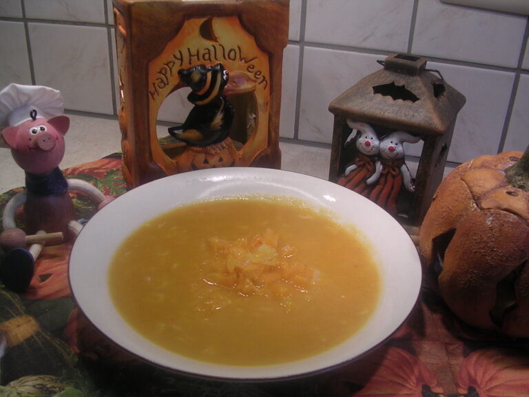 Soep : Halloween soep met rode pesto