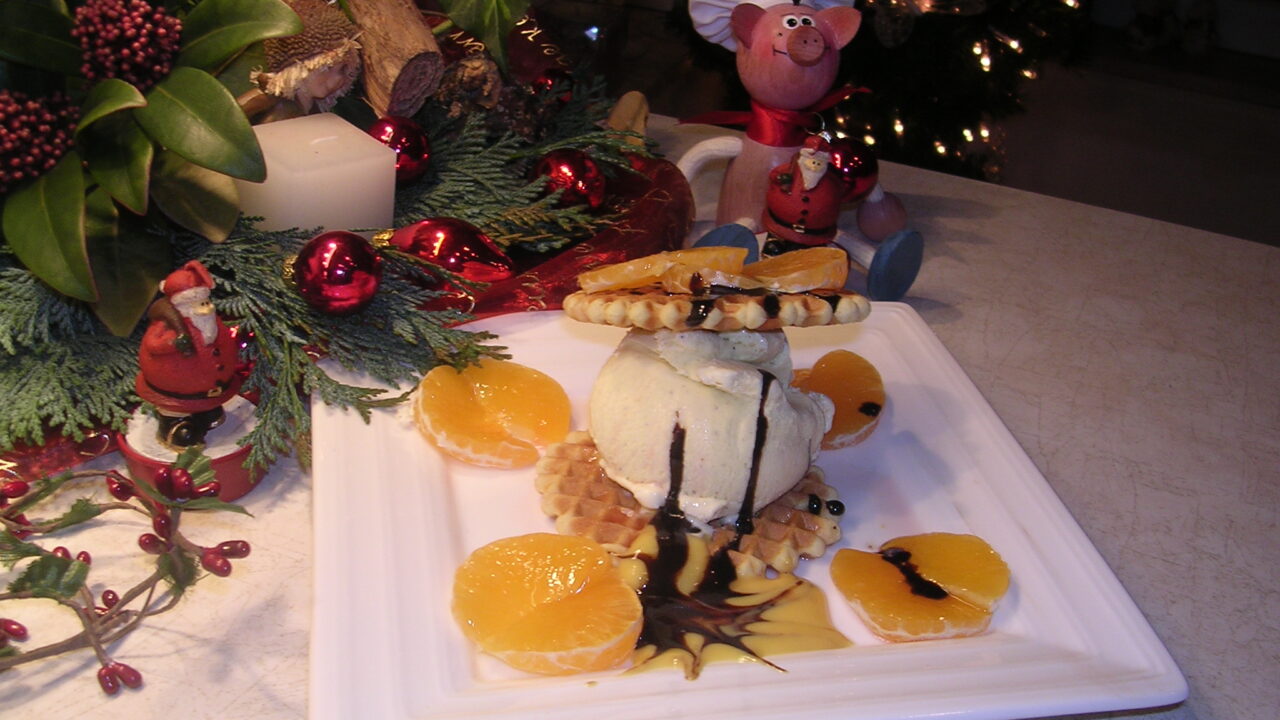Dessert croque ijsje met manderijntjes en …