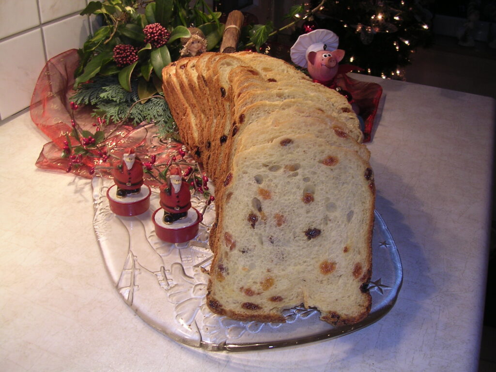 Kerst krentebrood