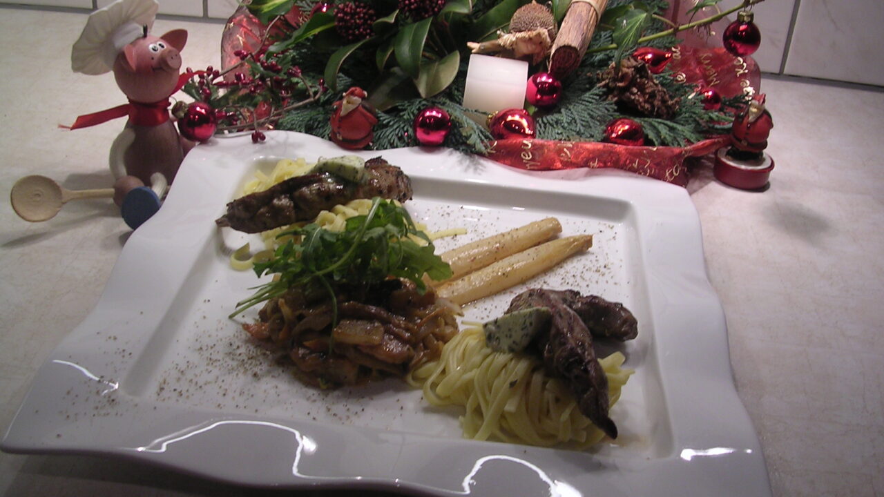 Lamshaasje met taglioline al tartufo en …
