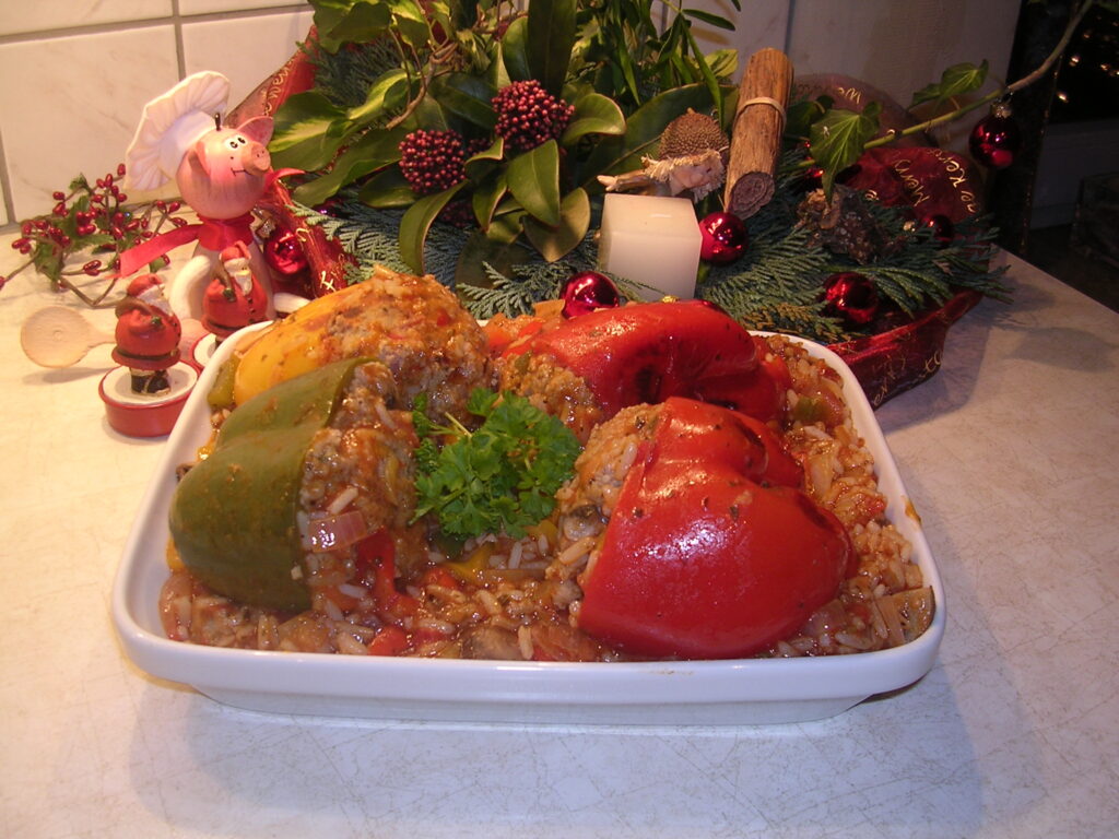 Rijstschotel met gevulde paprika’s