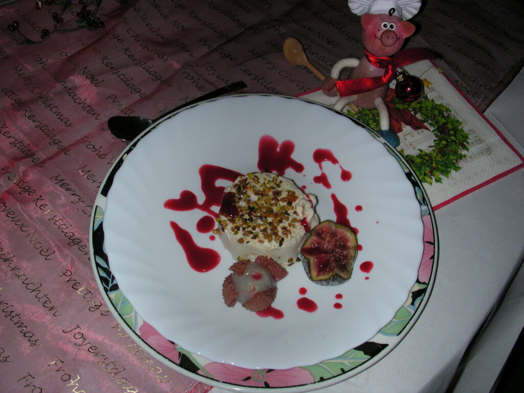Nougat ijs met pistache en amandel
