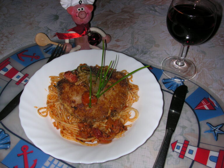 Overschot spaghetti met kalkoen Cordon-Bleu