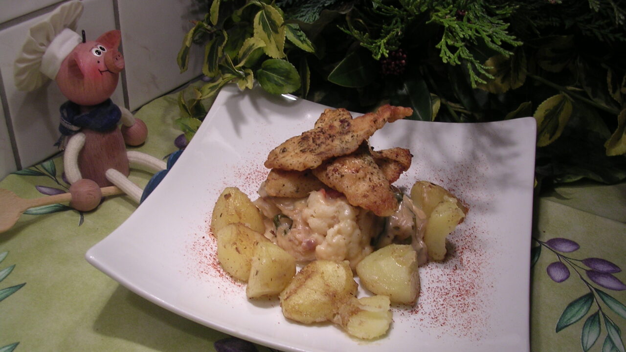 Fish with cauliflower