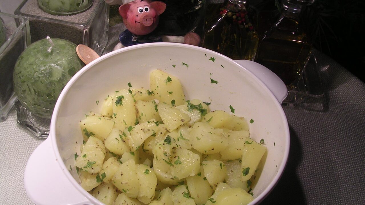 Aardappelen met peterselie look en kaas