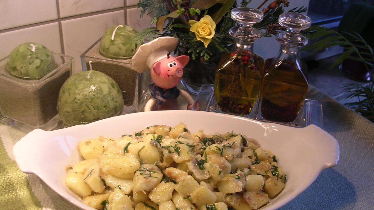 Aardappelen opgebakken met rucola en roquefort