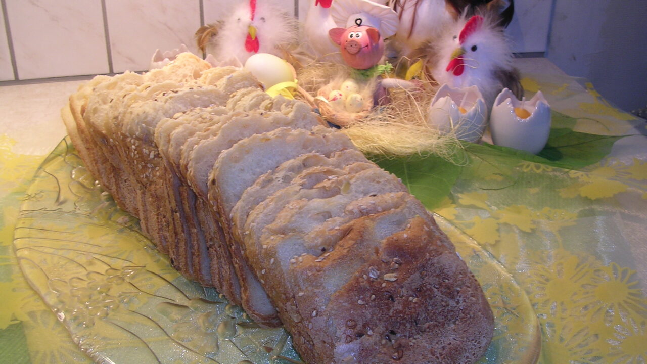 Ciabatta brood met pijnboompitten en …