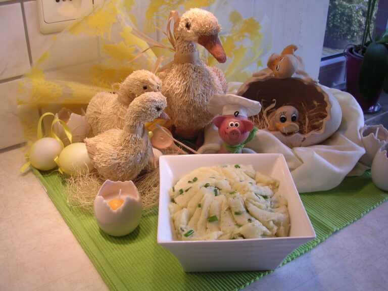 Aardappelpuree met bieslook en gemalen kaas naar keuze