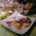 Dessert : kaneelijsje met ananas en aardbei en …