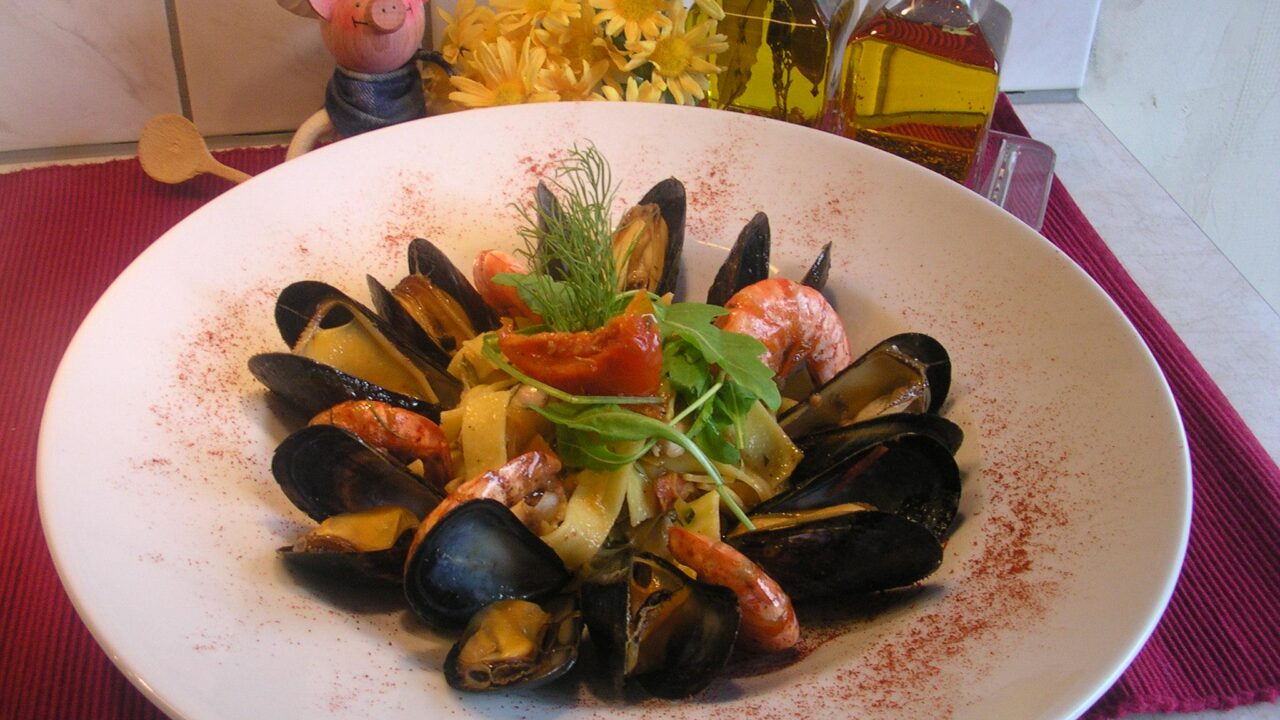 Lintpasta met scampi’s en mosselen