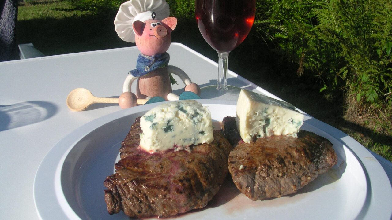 Vakantie : Peper steak met blauwe schimmelkaas