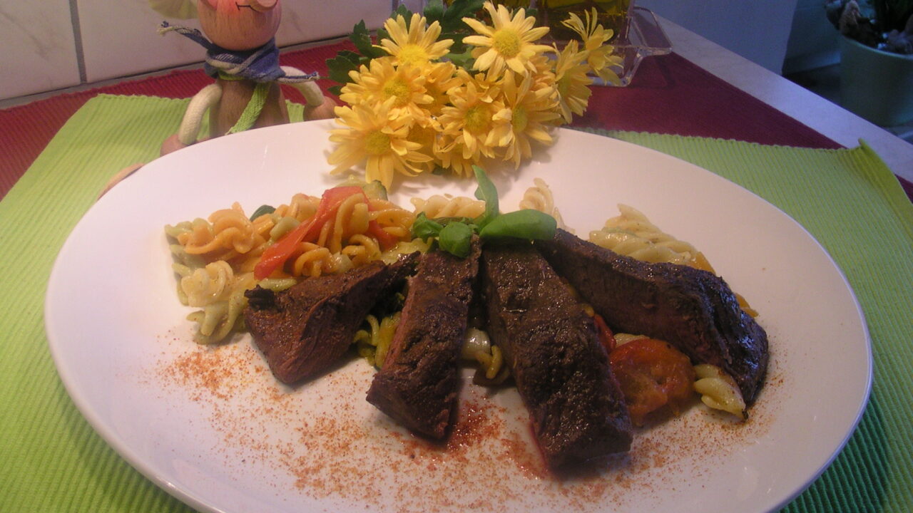 Struisvogel met pasta