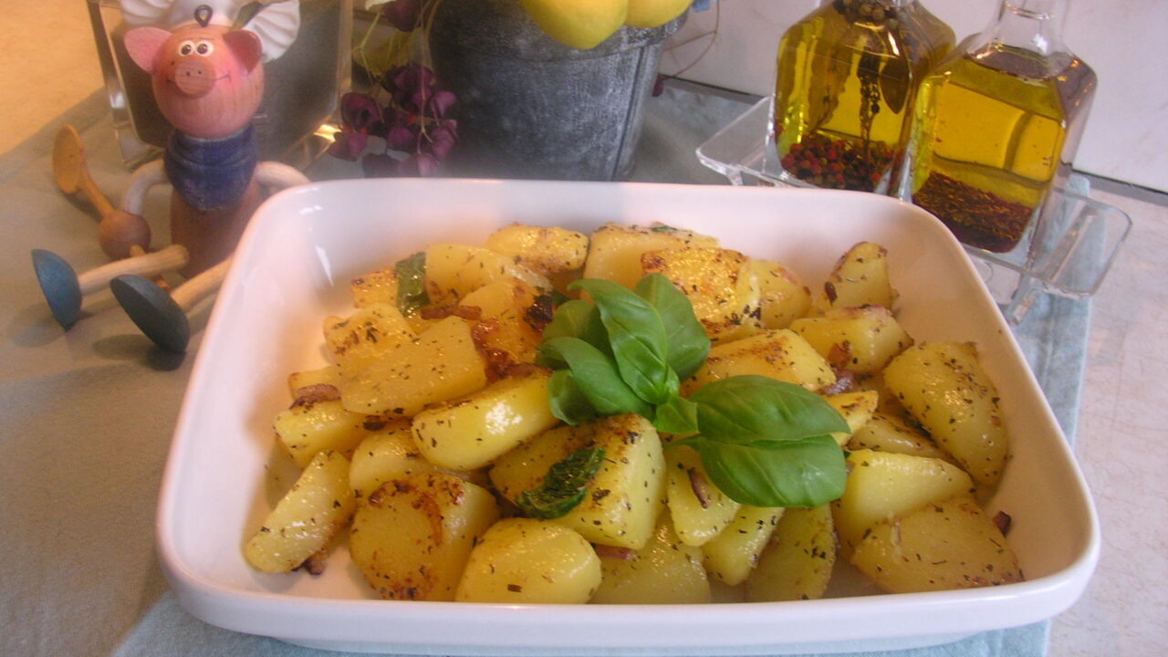 Aardappelen met verse basilicum