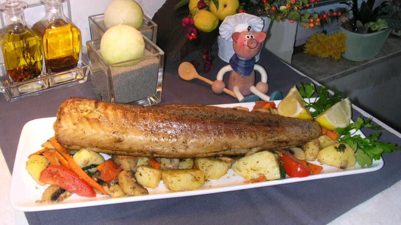 Doornhaai met groenten en aardappelen