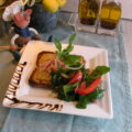 Fromage grillé et poulet fumé