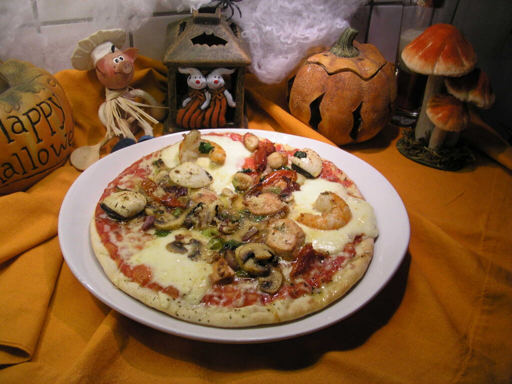 Pizza met vis ,schaal en schelpdieren