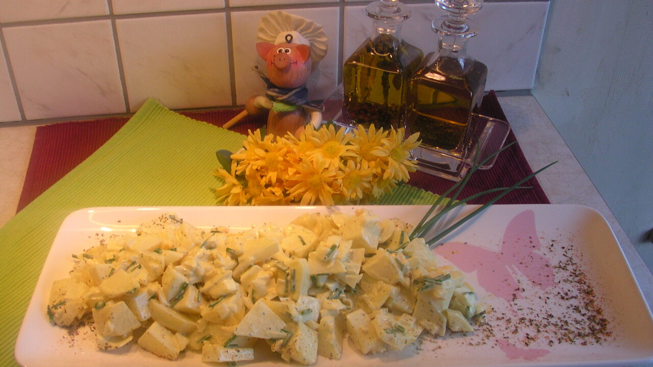 Aardappelsla met bieslook en citroenpeper
