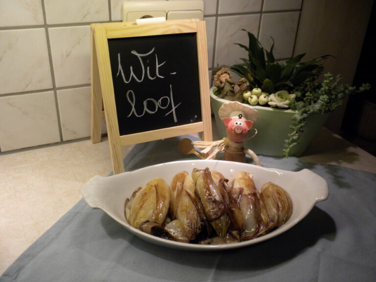 Witloof gebakken met bruine suiker en luikse siroop