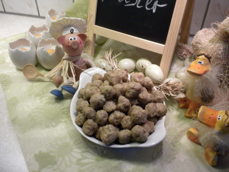 Soepballetjes met groene pesto