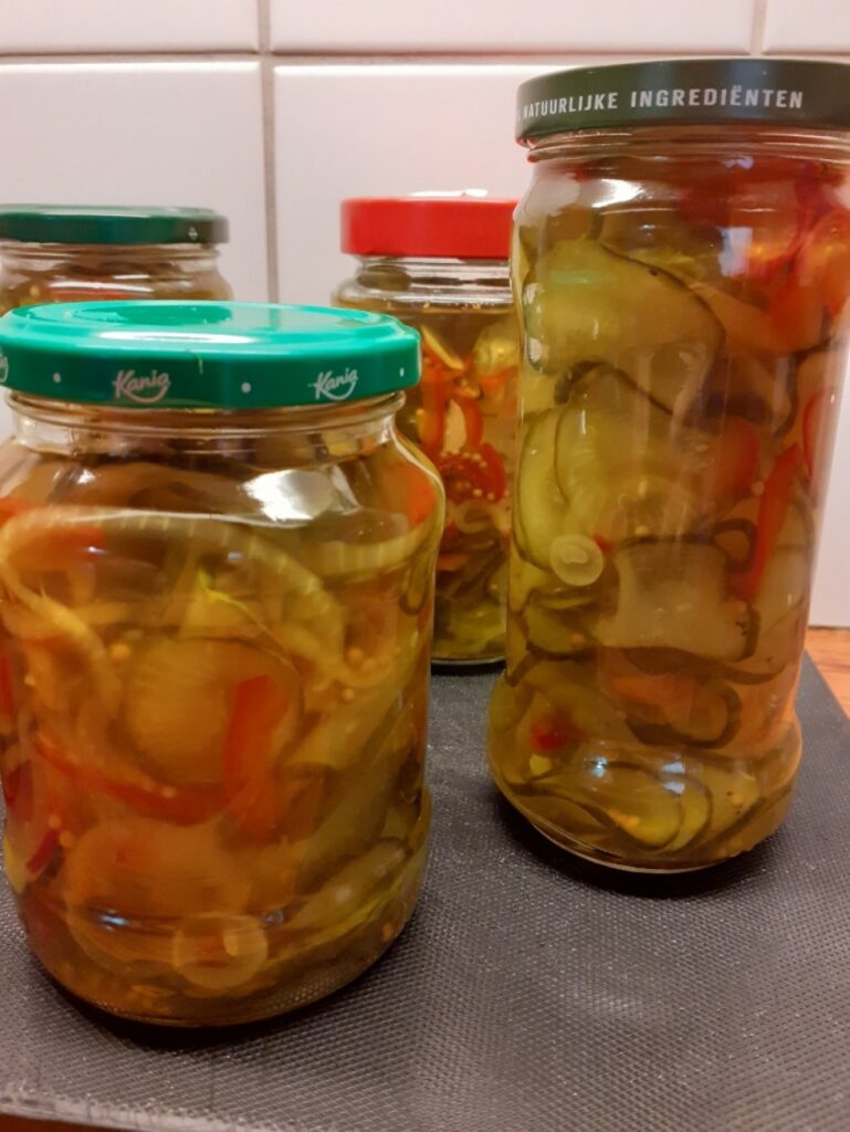 Bread & Butter pickles