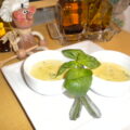 Saus : curry – basilicum sausje