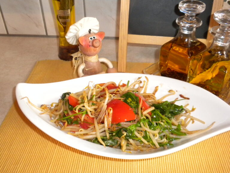 Sojascheuten, tomaat, basilicum en rucola