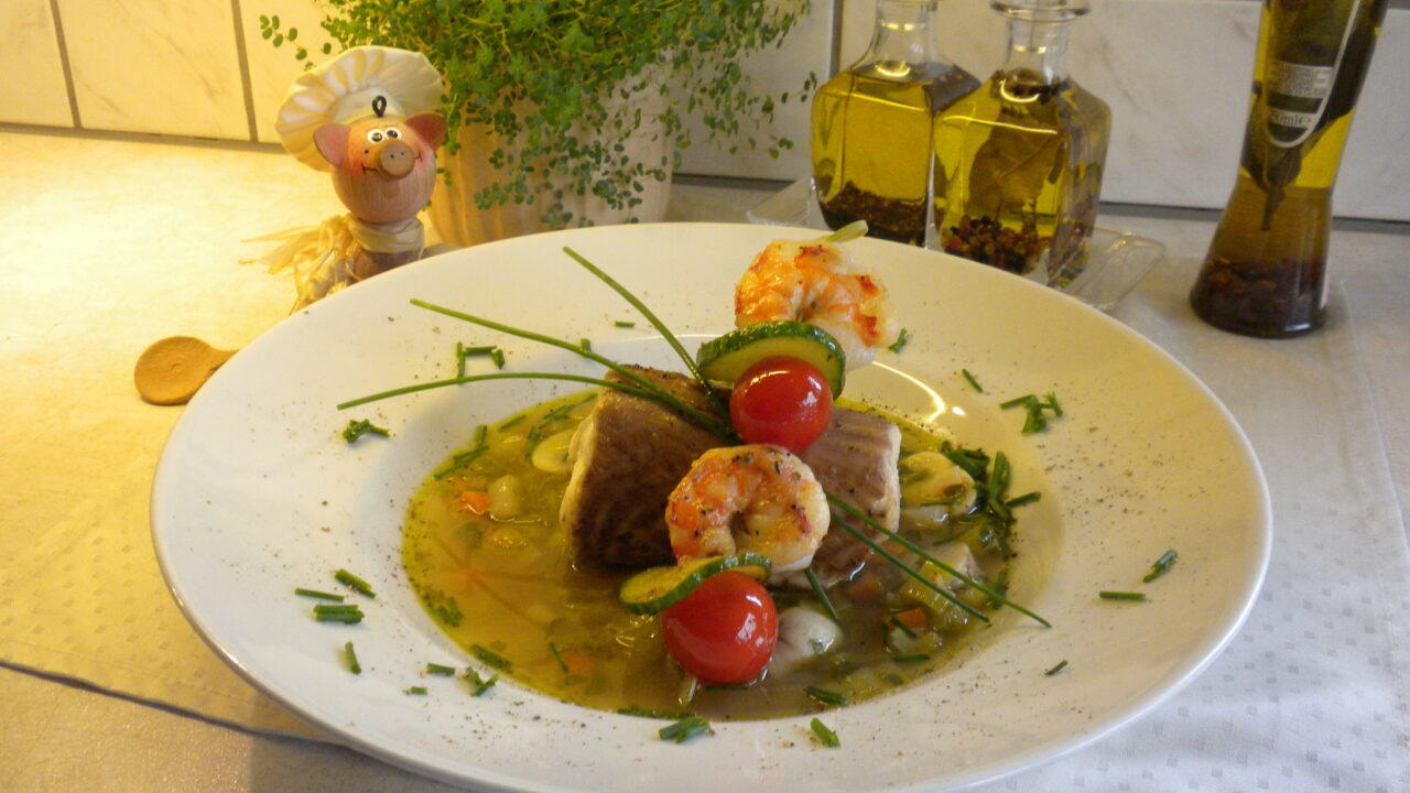 Soepje met doornhaai en scampi’s