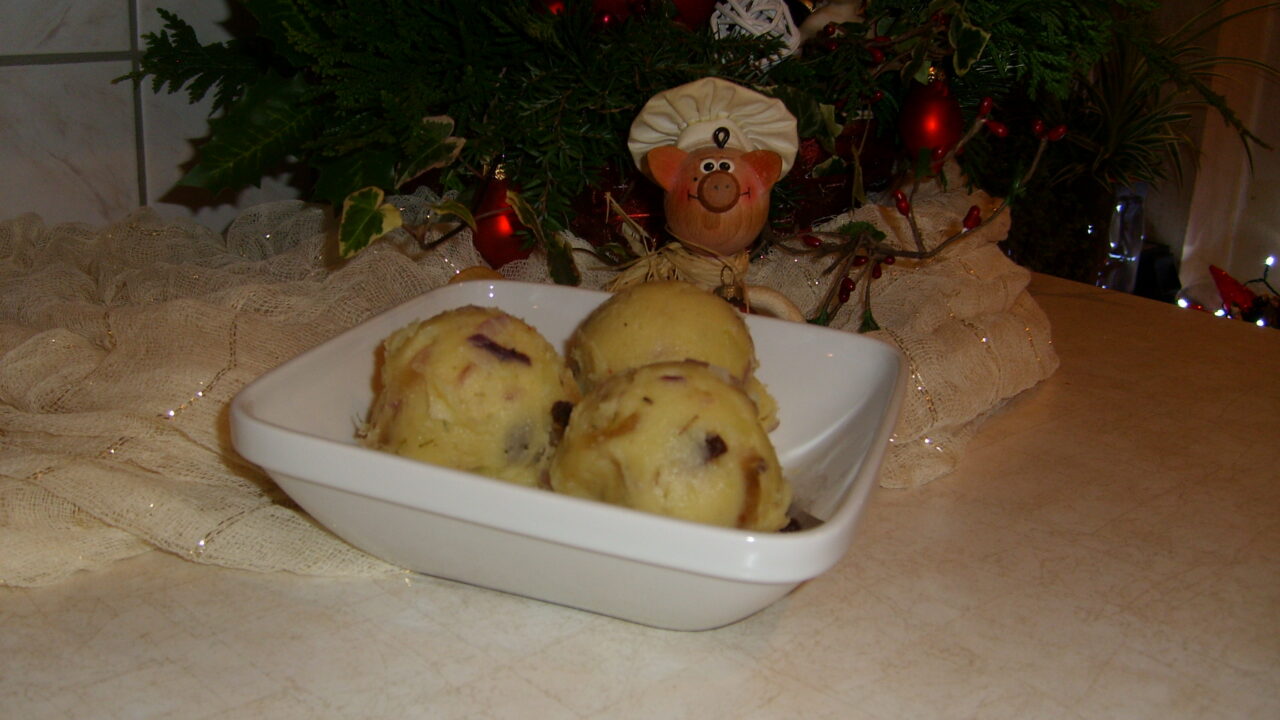 Aardappelpuree met uienconfituur
