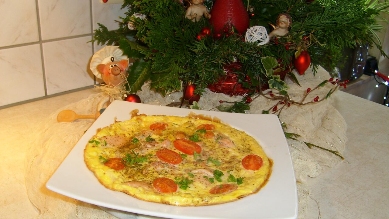 Omeletje : gerookte zalm en grijze garnalen