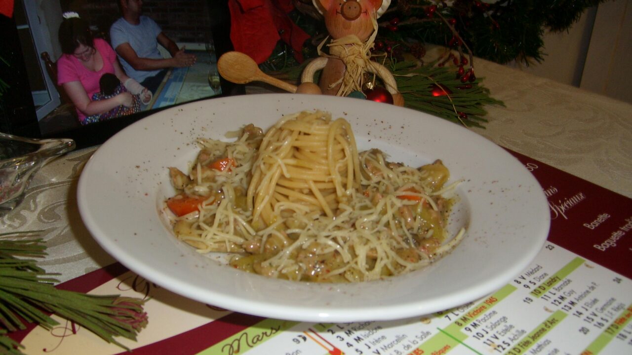 Vakantie : pasta met groene asperges en garnalen