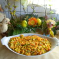 Frisse salade in paaskleuren
