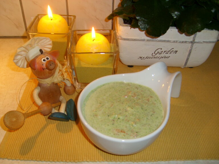 Saus : broccoli roomsausje met verse zalm
