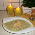 Soep: garnalen vergezeld van asperges met zeekraal