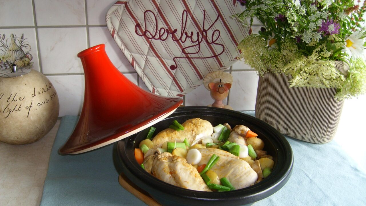 Tajine : kip met krieltjes en groenten