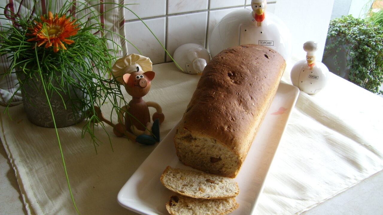 Brood: meergranen met notenmix