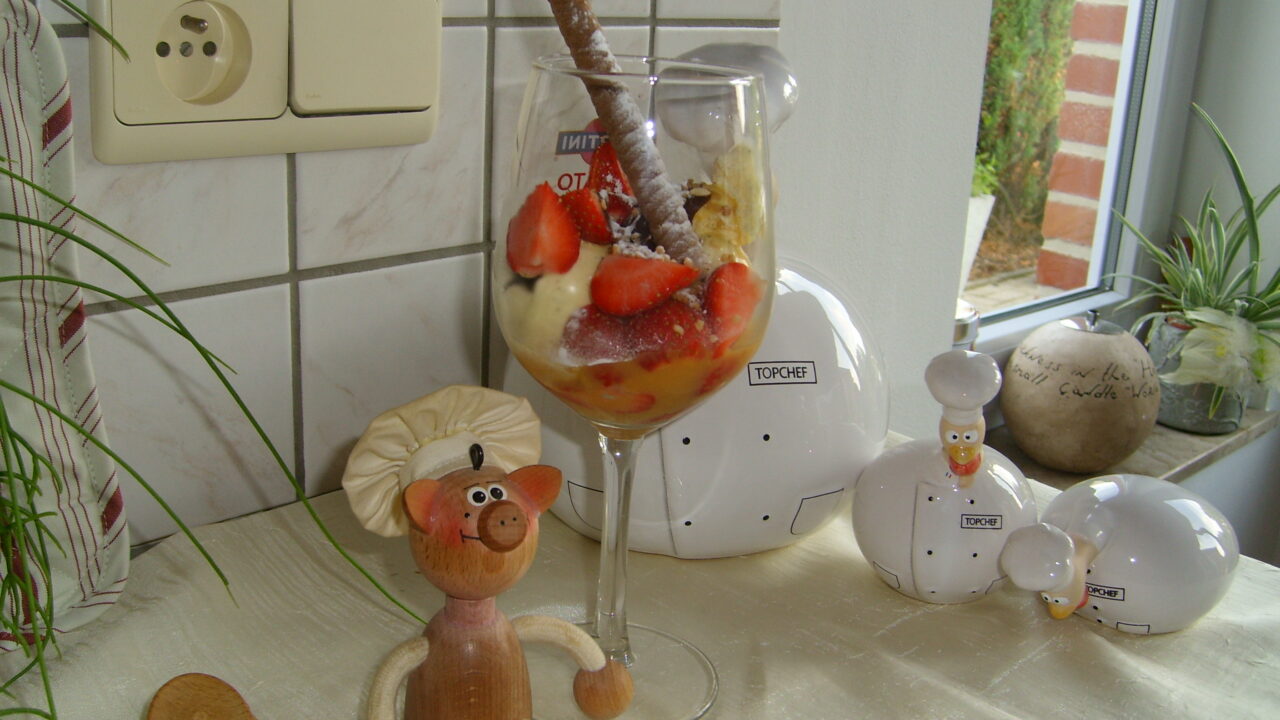 Dessert: ijsje aardbei met een verrassend sausje