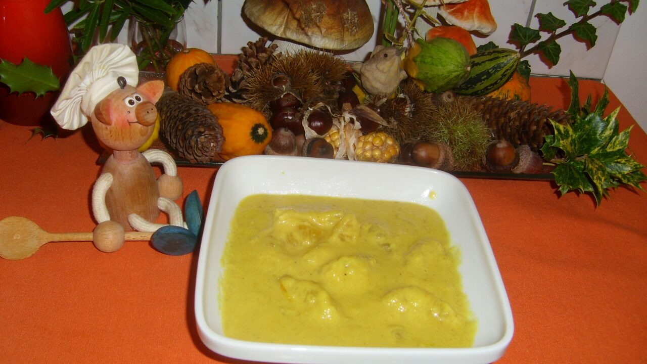 Saus: zacht manderijn-currry sausje