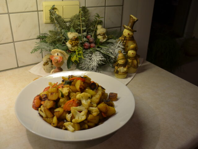 Aardappelen opgebakken met groenten