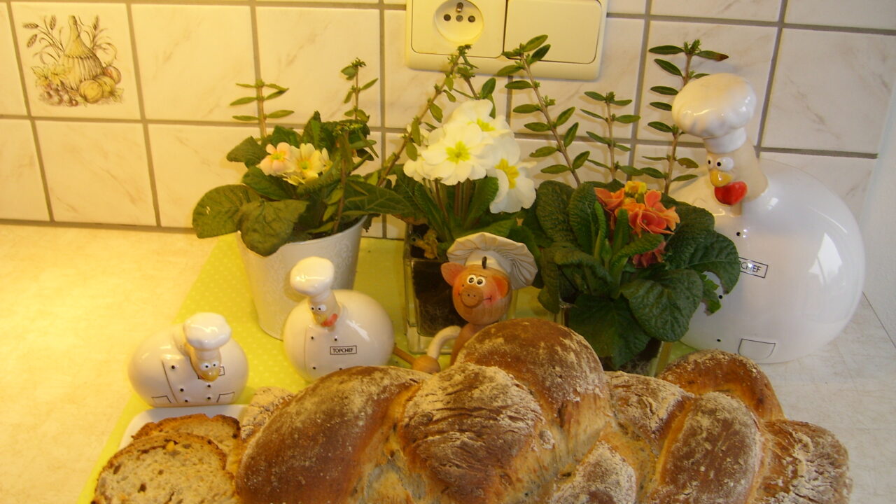 Brood met gedroogde pitten