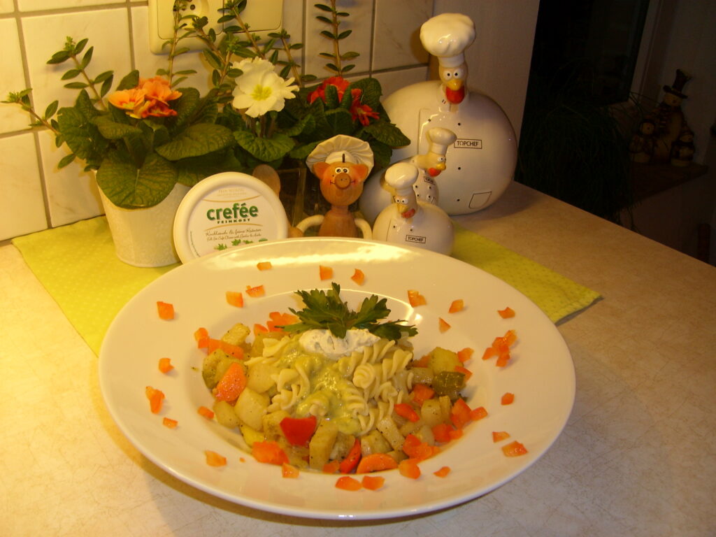 Pasta vegetarisch met een simpel sausje en vergeten groenten