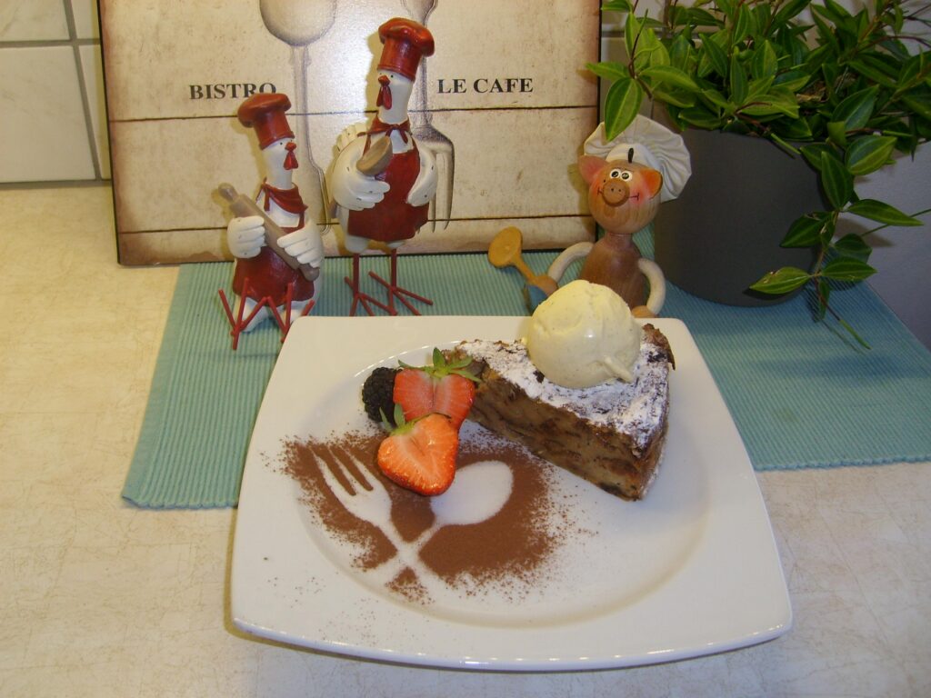 Dessert: broodpudding met kaneelijs